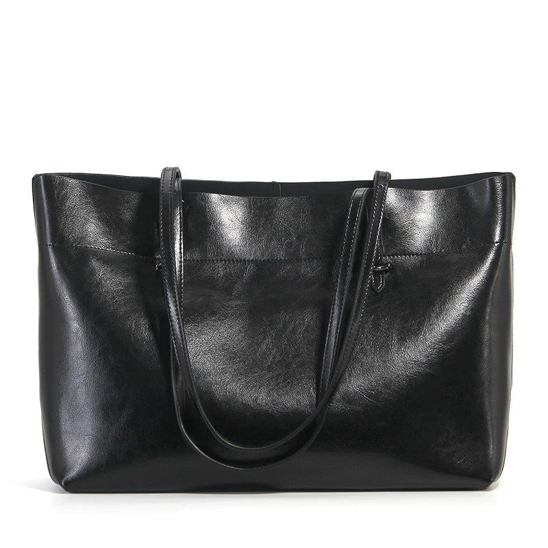 Oil-waxed leather carryall tote — detail view