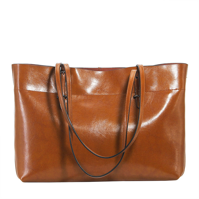 Oil-waxed leather carryall tote — detail view