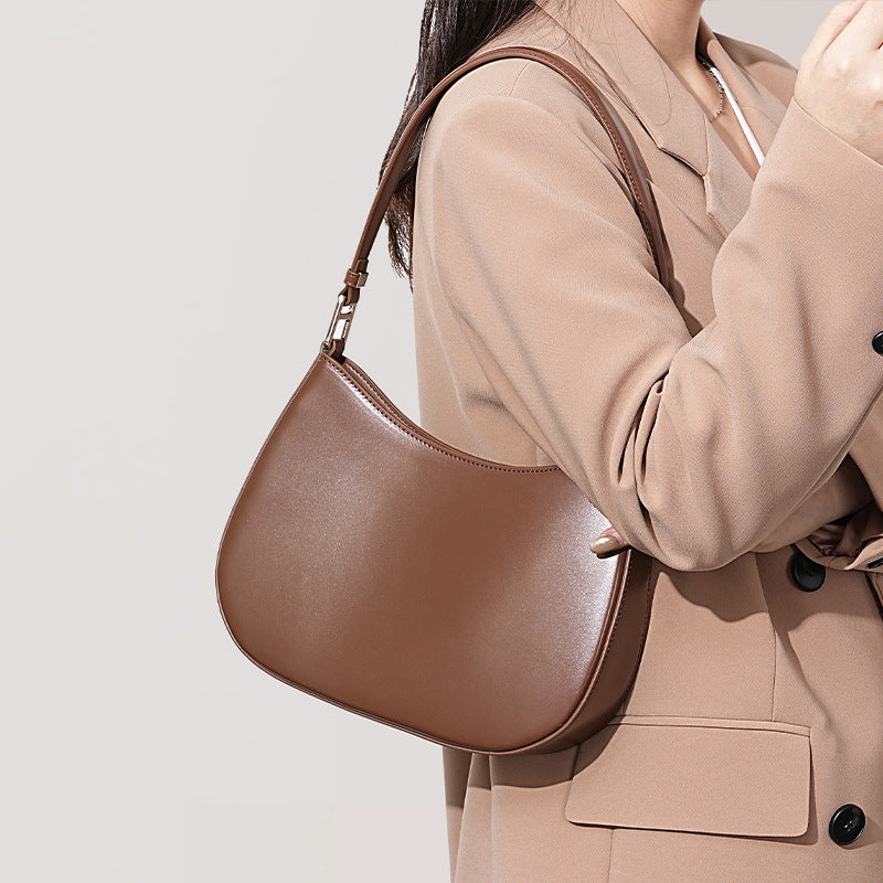 Leather Saddle Shoulder Bag
