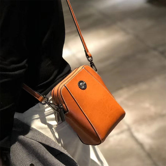 Lightweight Oil-Waxed Leather Phone Bag